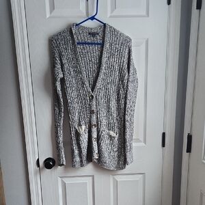 American Eagle Outfitters Women's Black and White Knit Cardigan